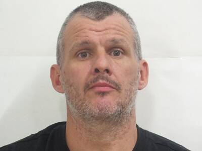 Police search for wanted Warrnambool man