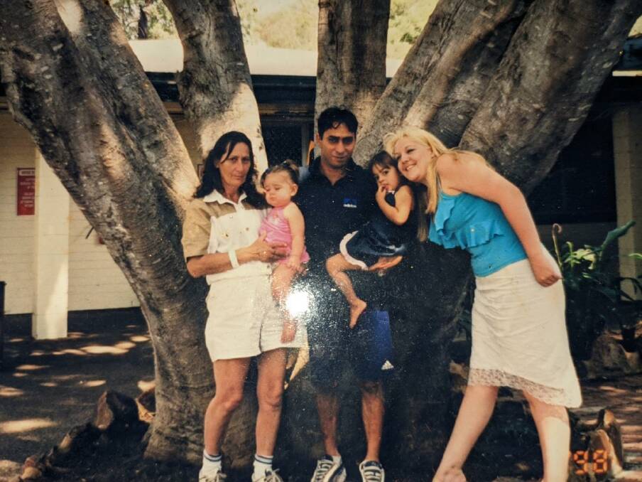 Sheldon with (L-R) his mother Janice, daughters Mackaelah and Schehara, and ex-partner Kym. Picture: Supplied