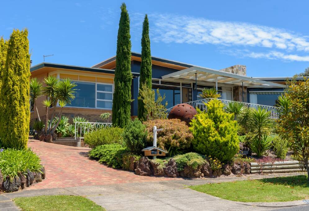 The Altmann Avenue property in the city's east was sold by Warrnambool's Ray White real estate for $920,000 on Saturday.