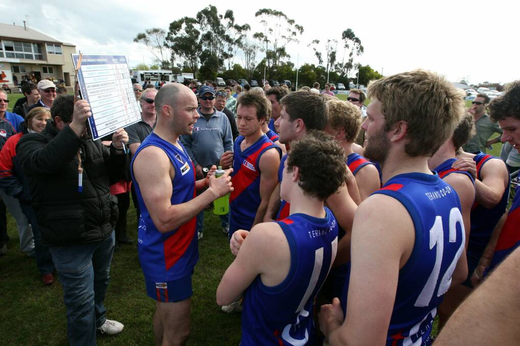 CAPTIVE AUDIENCE: Terang Mortlake coach Damian O'Connor talks to his players during the 2011 elimination final against North Warrnambool Eagles at Cobden. 