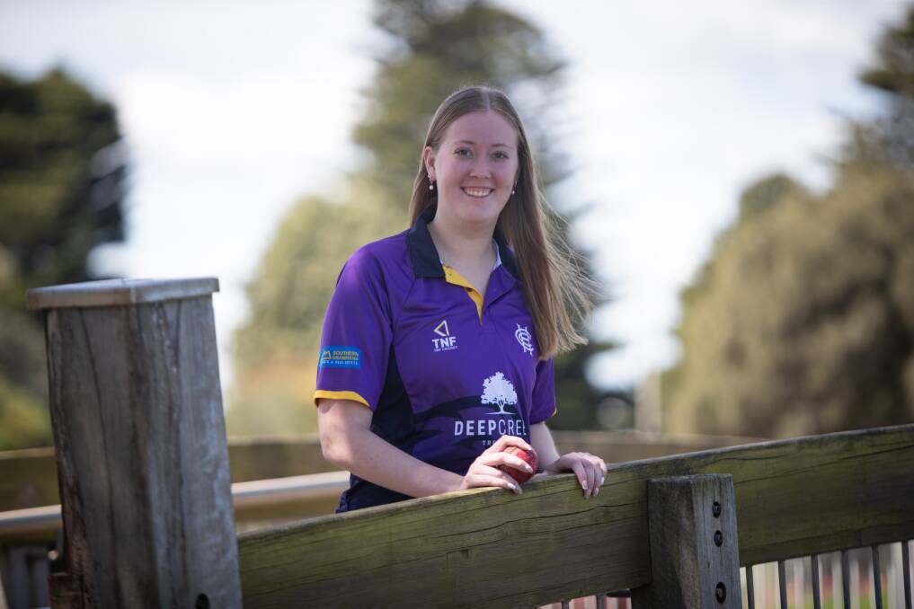 Tara Elliott is hoping to play cricket for Hawkesdale again before Christmas. Picture by Sean McKenna 