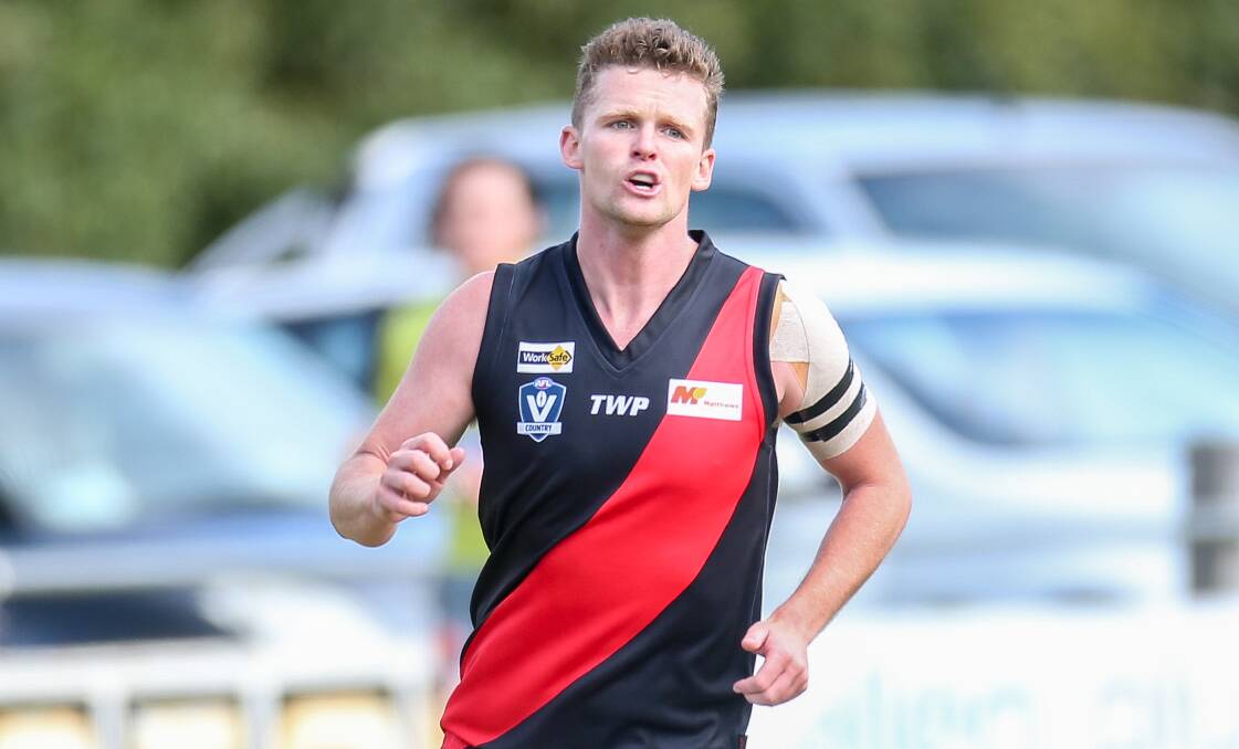 Daniel Watson will wear red and black again in 2023 after re-joining Cobden.