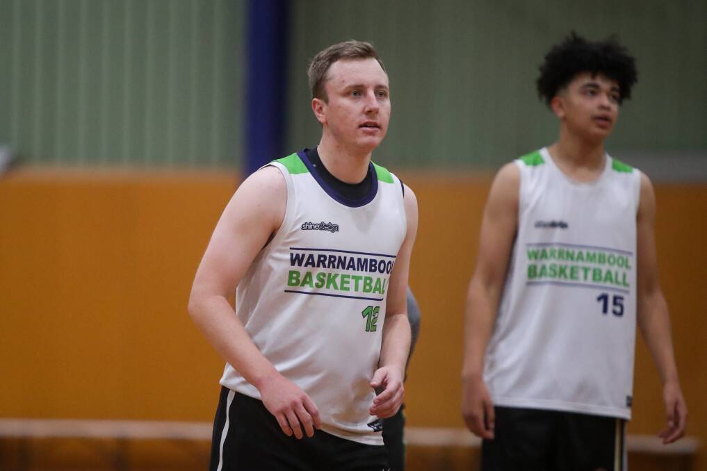 MIXING IT UP: Adam Lawson, pictured at Warrnambool Seahawks' training on Thursday night, says no imports has changed the Big V's dynamic. Picture: Morgan Hancock 