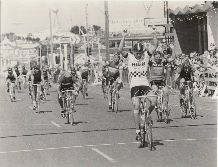ICONIC SCENE: Warrnambool landmark - the Fletcher Jones' silver ball - in the background as Jim Dart (right) finishes third in 1983. 