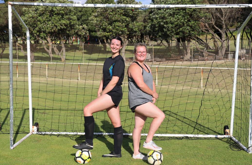GAME ON: Gabby Allen and Britt Johnson want to play for the Warrnambool Rangers women's side in 2022. Picture: Justine McCullagh-Beasy 