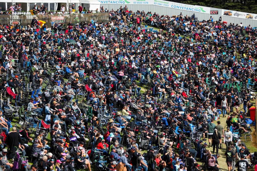 PACKED HOUSE: Fans flocked to Mount Max to get the best view at the 2020 Grand Annual Sprintcar Classic. Picture: Morgan Hancock