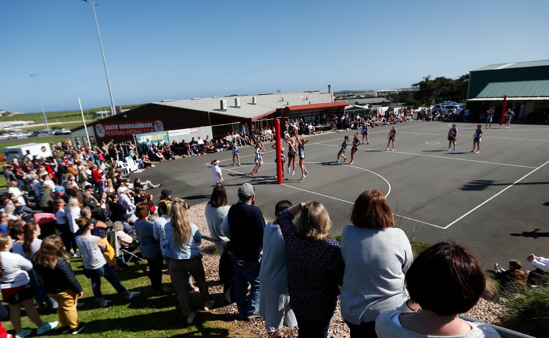 SUNNY DAYS: A big crowd watched the Hampden league netball preliminary final in 2019.