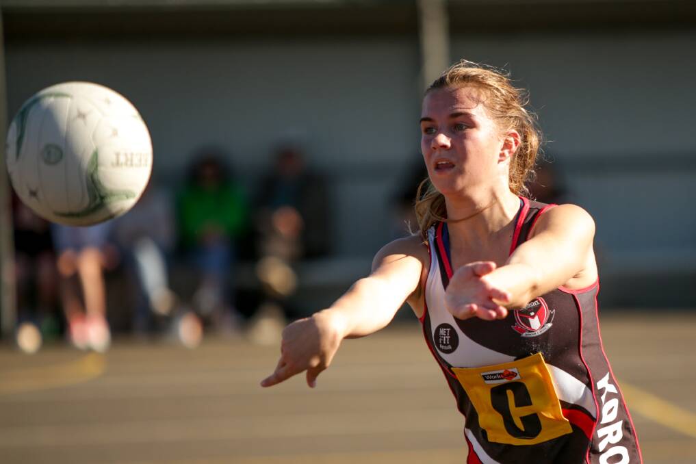 HARD-WORKER: Koroit's Millie Jennings running the centre for the Saints on Saturday. Picture: Chris Doheny 