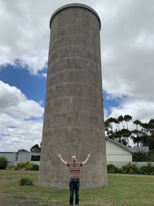 Jimmi Buscombe at the Lismore water tower.