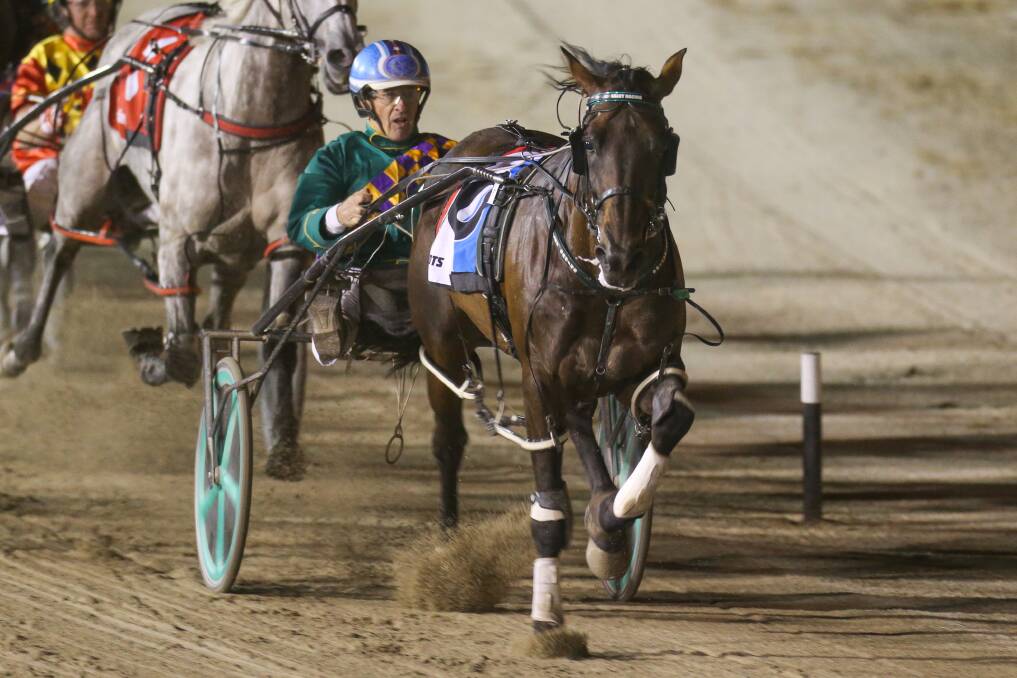 INSPIRATION: Jason Lee says that he considers Gavin Lang to be among harness racing's top few drivers. Picture: Morgan Hancock