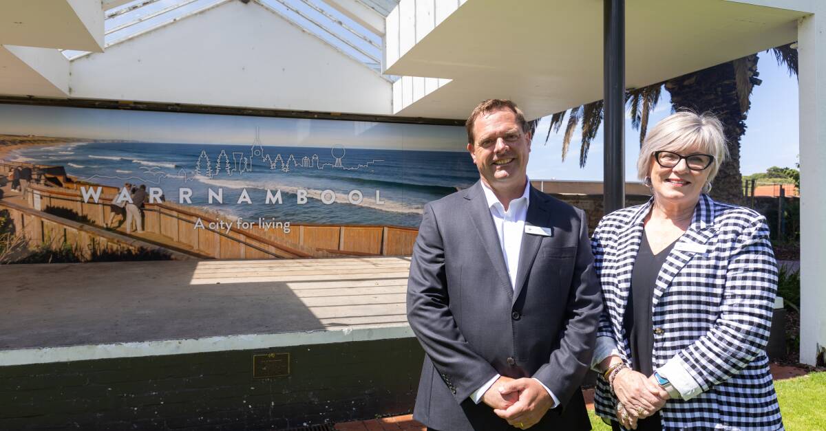 Mayor Debbie Arnott has welcomed new CEO Andrew Mason to the city council. Mr Mason had his first day at the helm of the city after moving from neighbouring Corangamite shire. Picture Eddie Guerrero