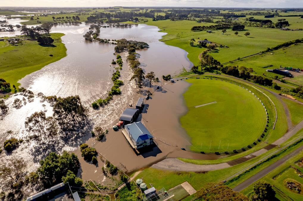 The Panmure Recreation Reserve is impacted by floodwaters. Picture by Chris Doheny