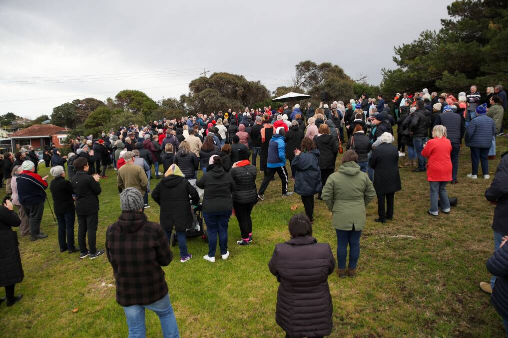 WATCH: Rally to 'fight for Lyndoch'
