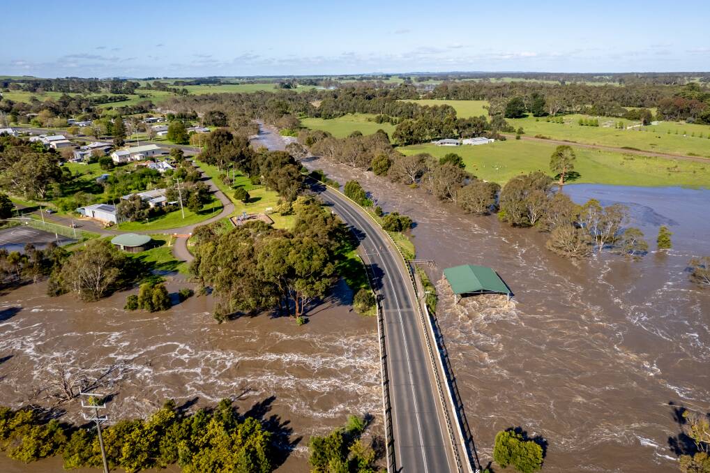 Flood waters continue to rise in Panmure. Picture by Chris Doheny.