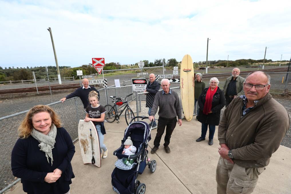 Support: Residents and the city council want the Gilles Street railway crossing reopened.