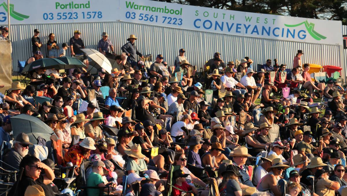 GOOD SUPPORT: Crowds watch racing on night three of the South West Conveyancing Grand Annual Sprintcar Classic on Sunday atop Mount Max. Picture: Justine McCullagh-Beasy