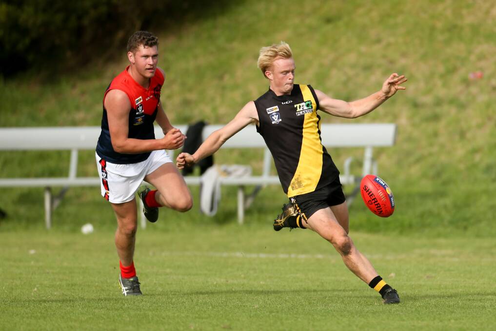NEWEST ADDITION: Warrnambool and District league JA Esam Medal runner-up Tate Porter will play for North Warrnambool Eagles in 2022. Picture: Morgan Hancock