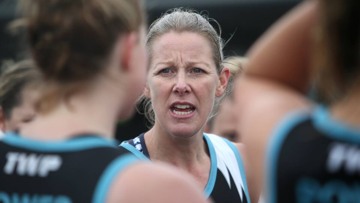 Kolora-Noorat coach Faye Clarke speaks to her team at three quarter time. Picture: Amy Paton