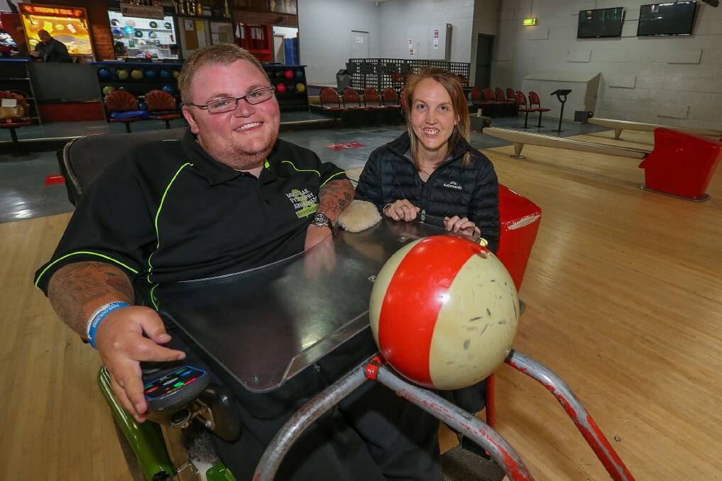 Muscular Dystrophy Awareness Warrnambool's Chris Gillin and Great Ocean Road Tenpin Bowl's Rebecca Dixon are hoping to raise over $1000 at Saturday's event. Picture: Anthony Brady