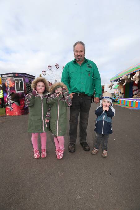 Callout: Warrnambool Show's Jason Callaway and his children Phoebie (5), Amelia (5) and Kaiden (3) hope numbers to the Warrnambool Show continue to increase. Picture: Michael Chambers