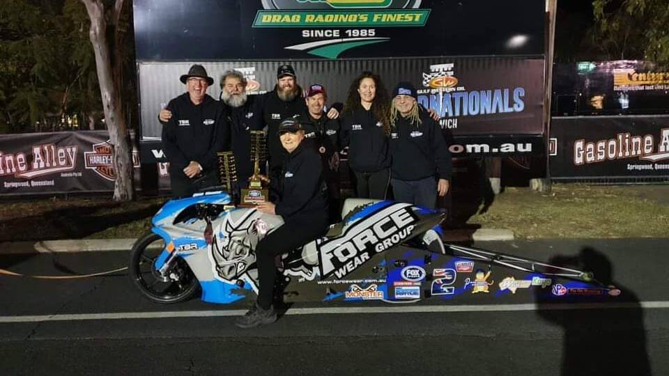TEAM: Glenn Wooster and his team pose for a photo after the victory at the Winternationals, which crowned a top 2019-21 season. 