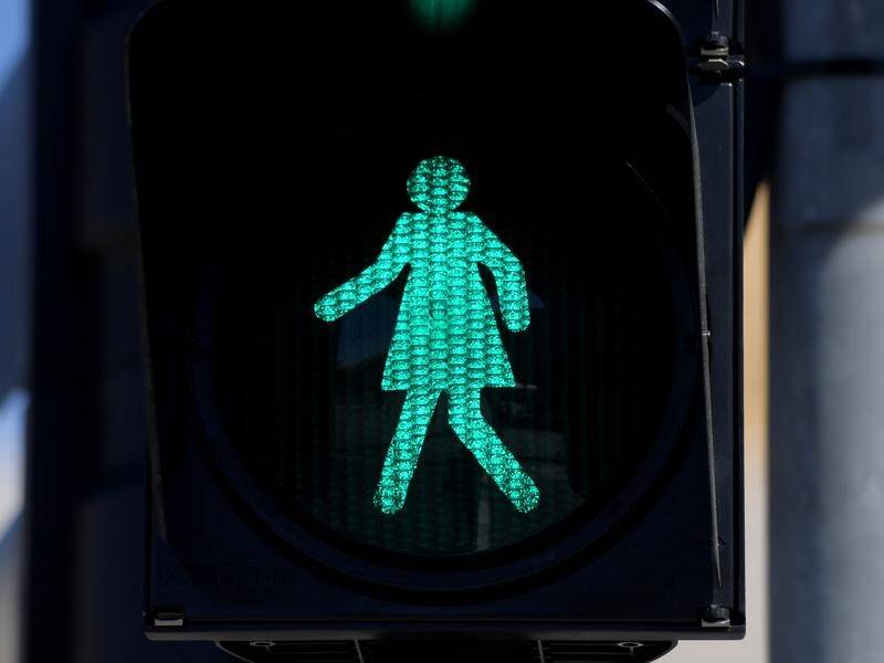 An MP told federal parliament of her young constituent's call for gender balance in traffic lights. (Tracey Nearmy/AAP PHOTOS)