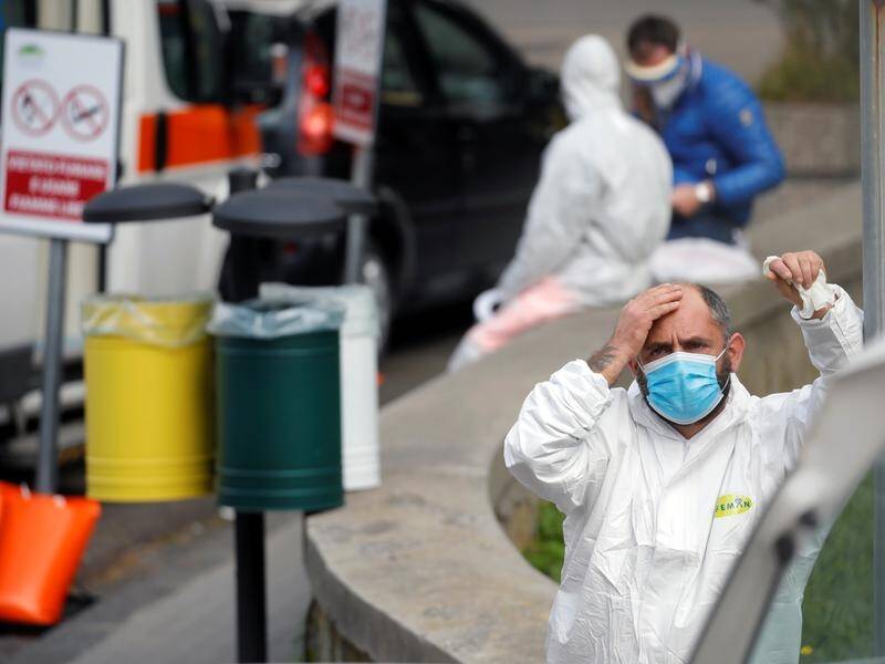 The coronavirus crisis in Naples is out of control, Italian Foreign Minister Luigi Di Maio says.
