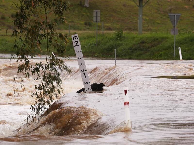 A parliamentary committee is hearing about insurer flood responses in NSW, Victoria and Queensland. (JASON O'BRIEN/AAP PHOTOS)