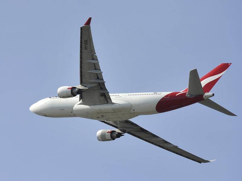 A Qantas flight from Auckland to Sydney issued a mayday alert when it was flying over the Pacific Ocean. Picture by Joel Carrett/AAP