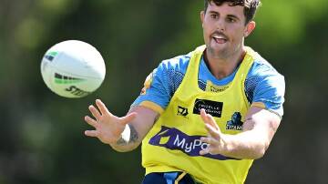 Toby Sexton hopes a solid pre-season seals his spot in No.7 to start the Titans' NRL season. (Dave Hunt/AAP PHOTOS)
