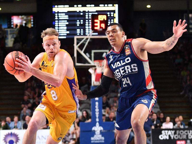 Sydney Kings NBL coach Andrew Gaze has praised Brad Newley's (L) key role in the win over Adelaide.