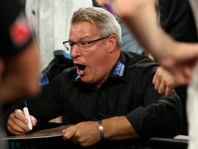 Dean Vickerman has challenged his team to secure home advantage for the NBL finals.