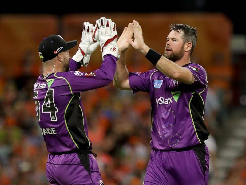 Dan Christian (r) has joined the Renegades after 13 BBL matches for the Hobart Hurricanes.