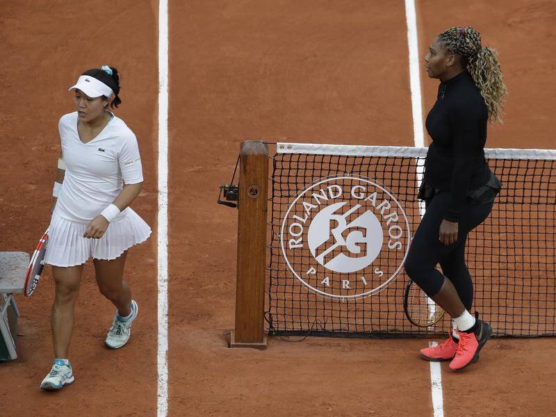 Three-times Roland Garros champion Serena Williams defeated Kristie Ahn at the French Open.
