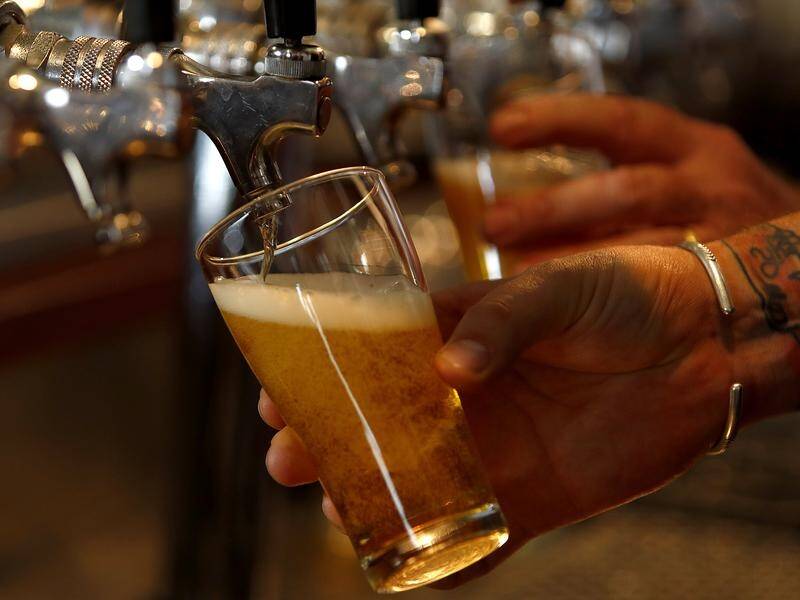 A new poll has found 47 per cent of Australian alcohol consumers drink to get drunk.