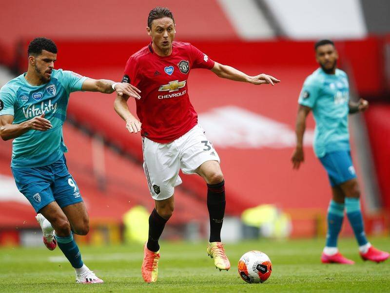 Nemanja Matic (r) has extended his stay at EPL club Manchester United until June 2023.