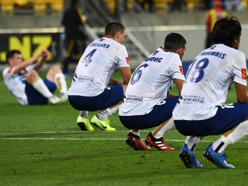 The Jets suffered a fourth-straight defeat in Friday's A-League loss to Phoenix in Wellington.