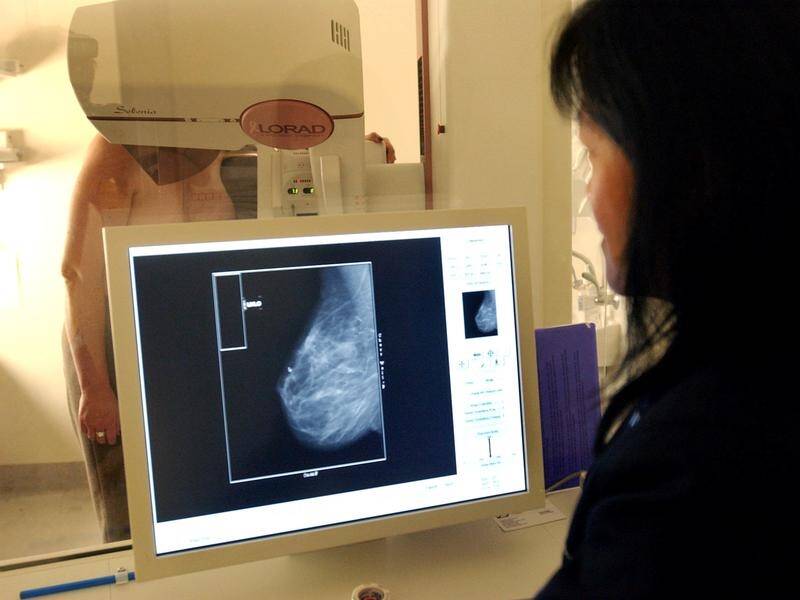 Mammograms do not help women 75 years of age and older, a new medical research report says.