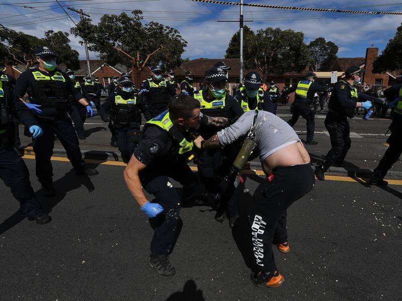 Police and anti-lockdown protesters have clashed again in Melbourne.