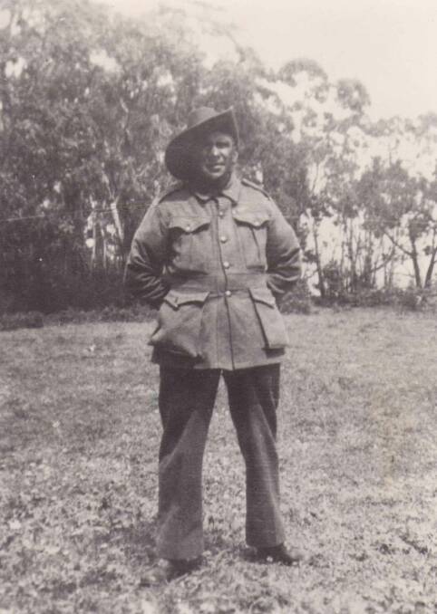 Herbert Lovett served with the AIF as a machine-gunner in France, but was denied soldier settler rights when he returned. 