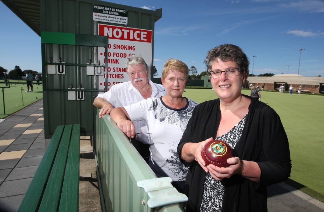 On a roll: City Memorial Bowls Club manager Rick Scott, ladies president Glenda Ritchie and Peter’s Project director Vicki Jellie. 