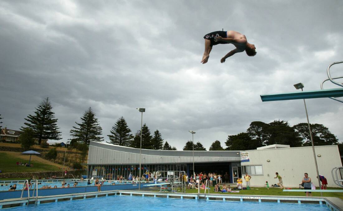 Flashback: AquaZone’s diving pool was closed in 2007.      070105GW76