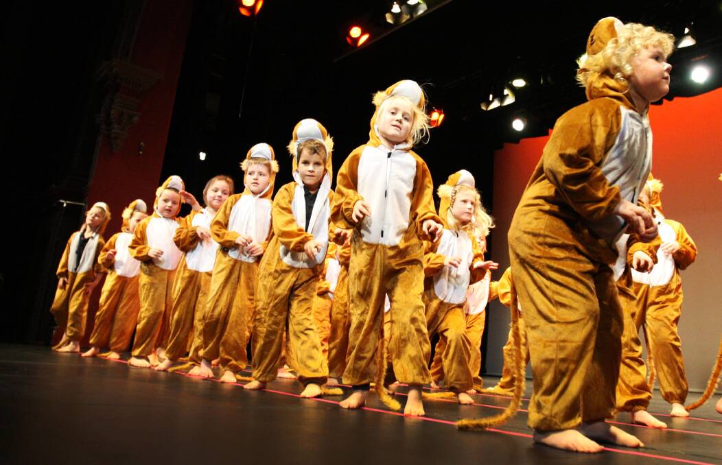 Woodford Primary School prep and grade one pupils form a line of cute lion cubs during rehearsal for last night's concert.  140901AM15 Picture: ANGELA MILNE
