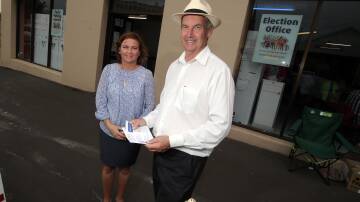 Candidates James Purcell and Tanya Waterson have promised to open a Vote1 Local Jobs office in Warrnambool if they are successful at the state election. 141120DW07 Picture: DAMIAN WHITE