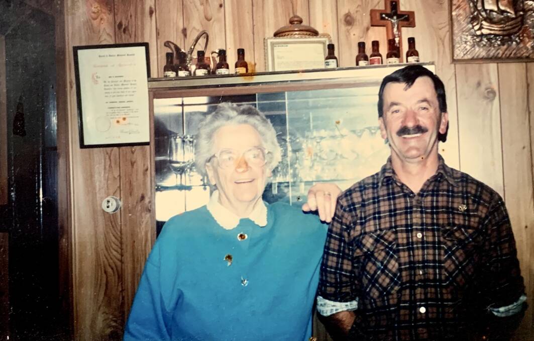 FAMILY: Frank with his late mother Gladys. 