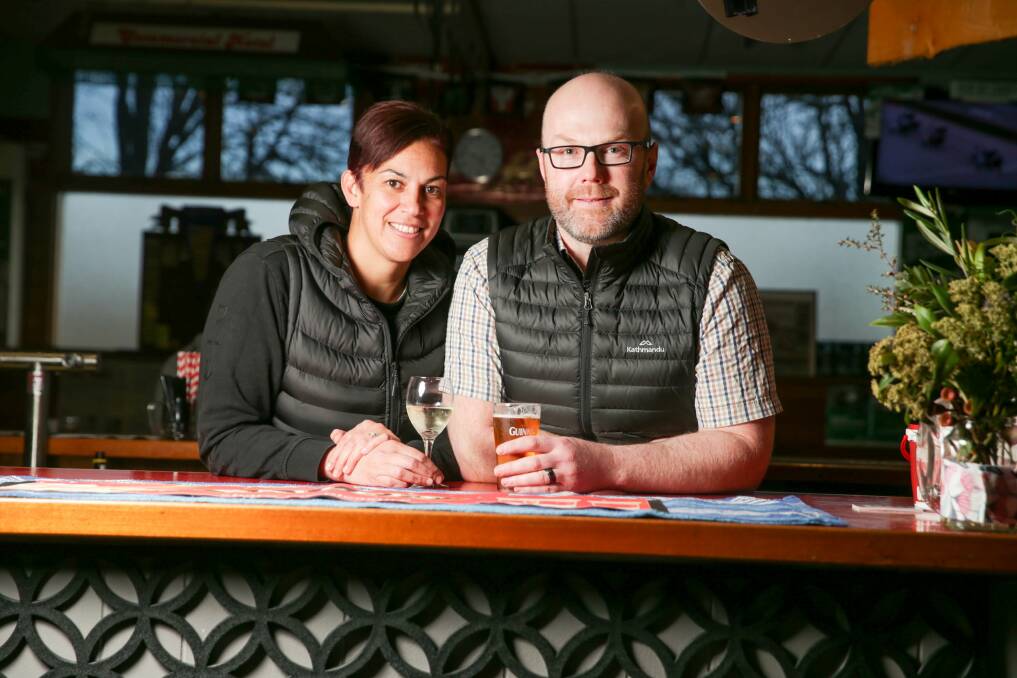 ON BOARD: Lee-Ann and Jason McMahon are the new licencees of the Commercial Hotel Koroit. Picture: Chris Doheny