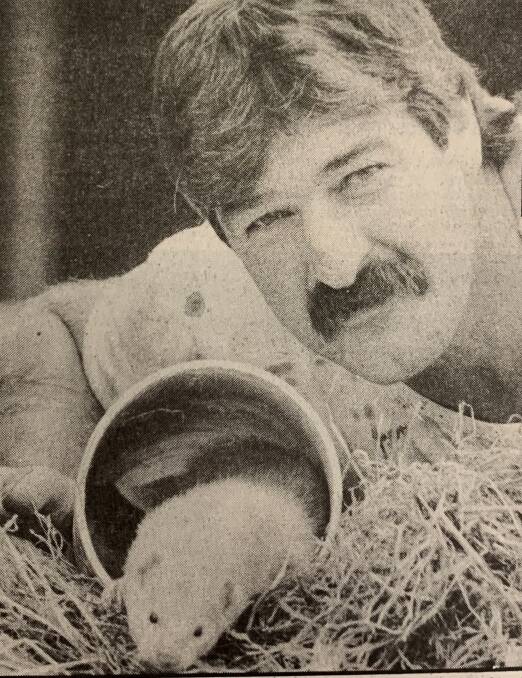 QUICK: Frank King with one of his ferrets getting ready for the Moyneyana Ferret Race.