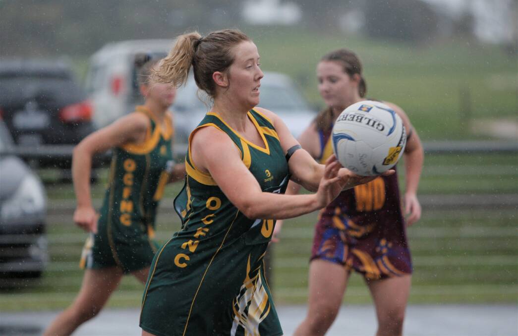 MOVING FORWARD: Rachel Alderson drives the ball through the centre of the court during Old Collegians' win over South Rovers on Saturday. 