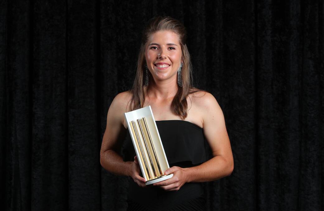 NATIONAL WINNER: Leg-spinner Georgia Wareham with the 2019 Betty Wilson Young Cricketer of the Year award. Picture: Getty Images