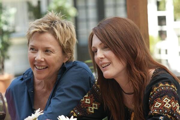 Annette Bening and Julianne Moore are great as the kids two mums Nic and Jules.